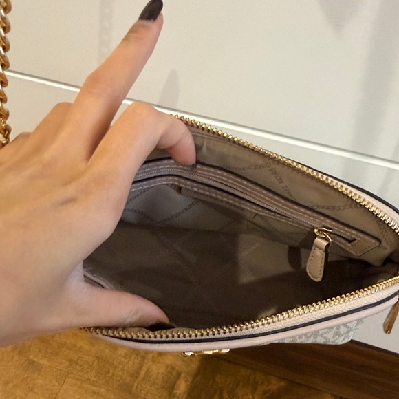 Michael Kors Pink and Cream Signature Crossbody Bag - Picture 3 of 3